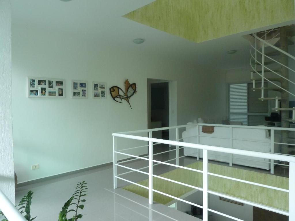Casa de férias Casa Linda E Espacosa Com Piscina No