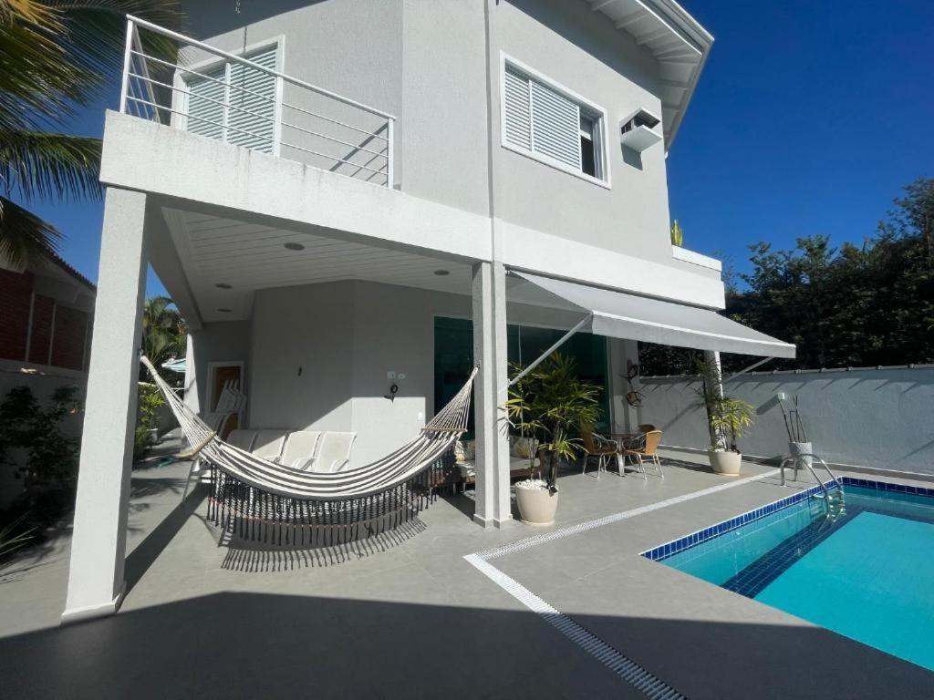 Casa Linda E Espacosa Com Piscina No * Guarujá